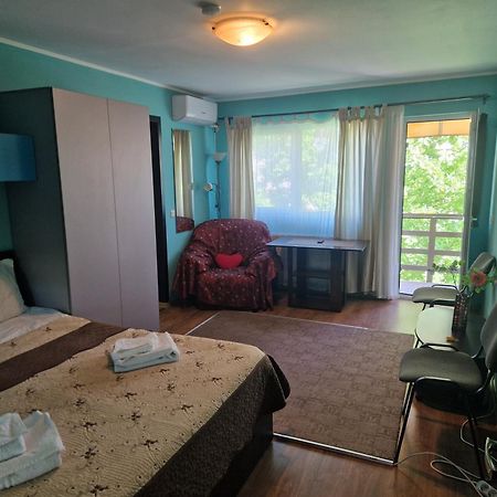Buget B&B Focşani エクステリア 写真